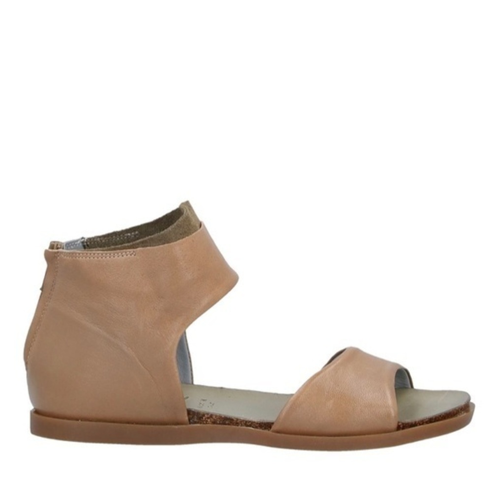 LILIMILL Sand Ankle Strap Flat Leather Sandals NIB